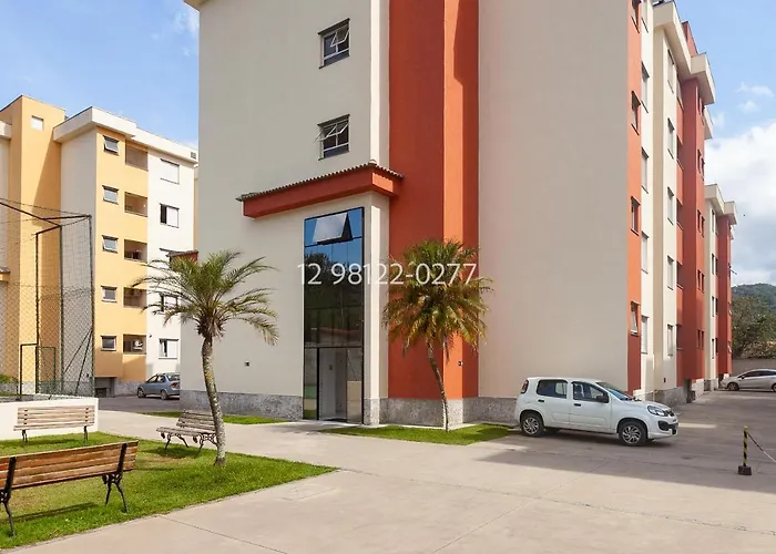 Sun Way s com piscinas e churrasqueiras